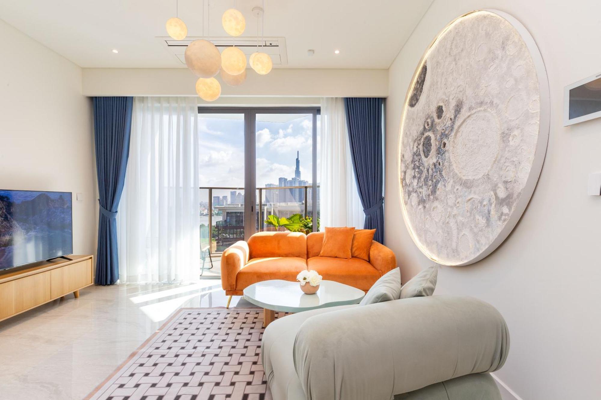 The Opera Apartment Cental Saigon Free Pool-Gym-Sauna Room- Golf Mini Ho Chi Minh City Exterior photo