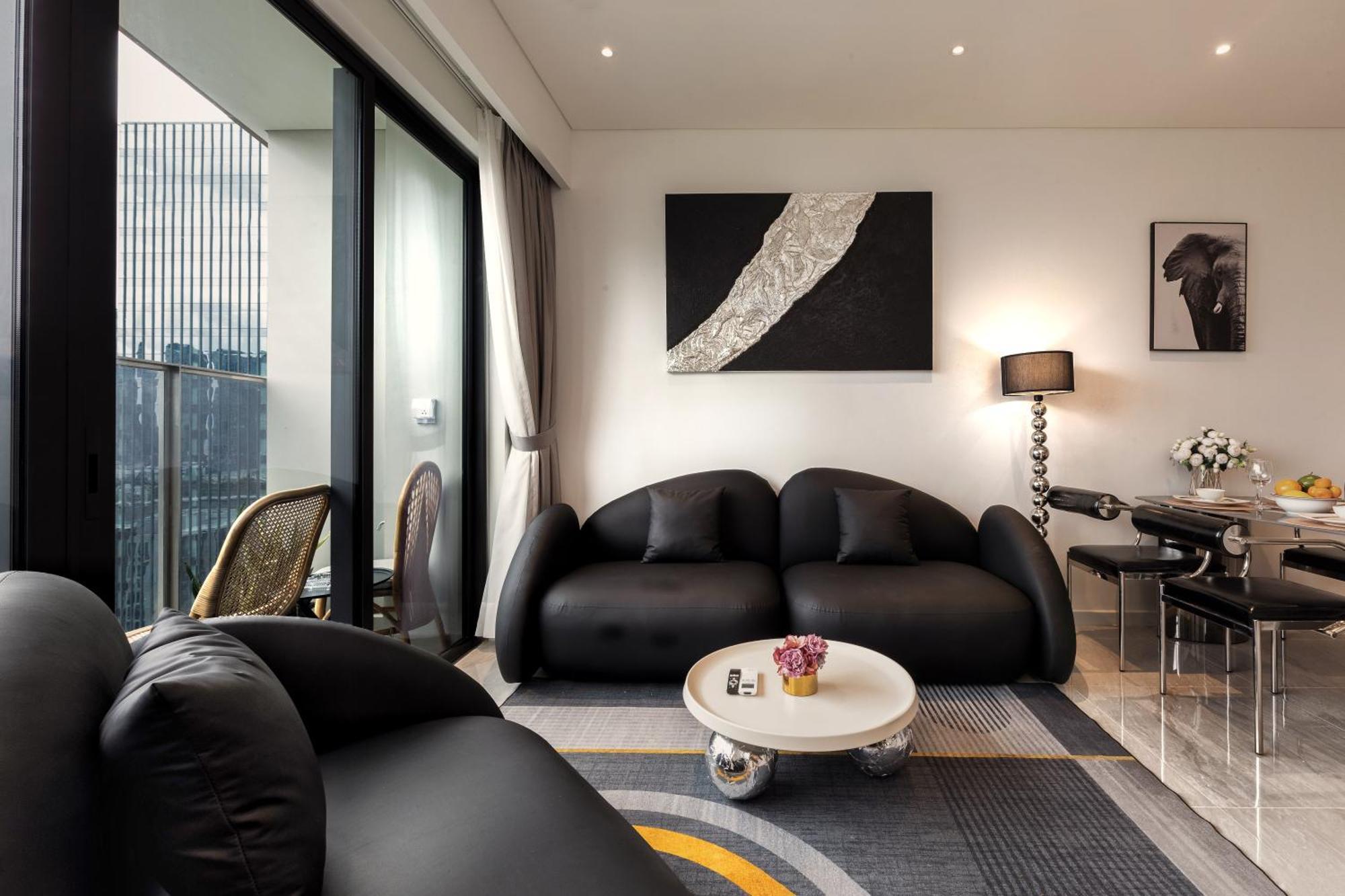The Opera Apartment Cental Saigon Free Pool-Gym-Sauna Room- Golf Mini Ho Chi Minh City Exterior photo